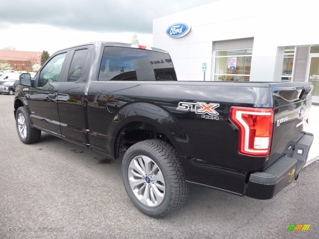 2017 F150 XL SuperCab 4x4 - Shadow Black / Black photo #8