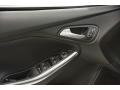 Magnetic - Focus ST Hatch Photo No. 4