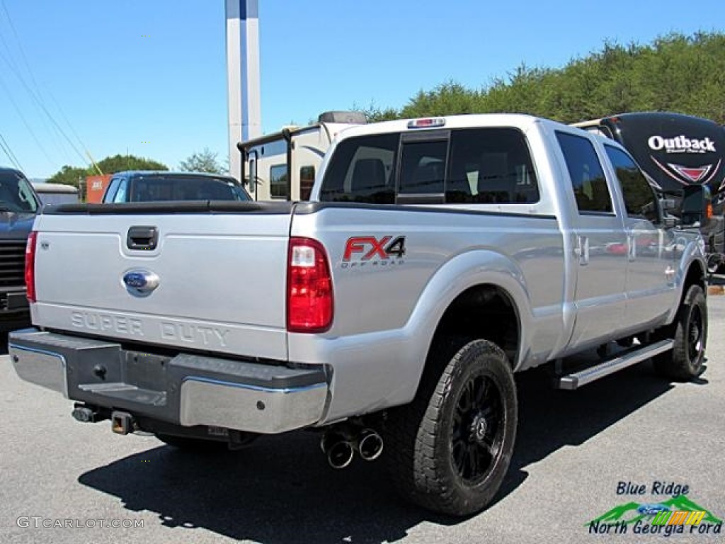 2016 F350 Super Duty Lariat Crew Cab 4x4 - Ingot Silver Metallic / Black photo #6