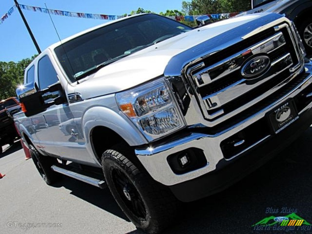 2016 F350 Super Duty Lariat Crew Cab 4x4 - Ingot Silver Metallic / Black photo #38