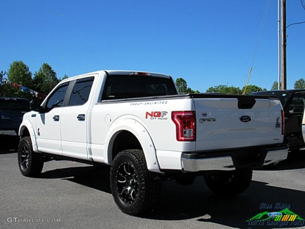 2016 F150 XL SuperCrew 4x4 - Oxford White / Medium Earth Gray photo #3