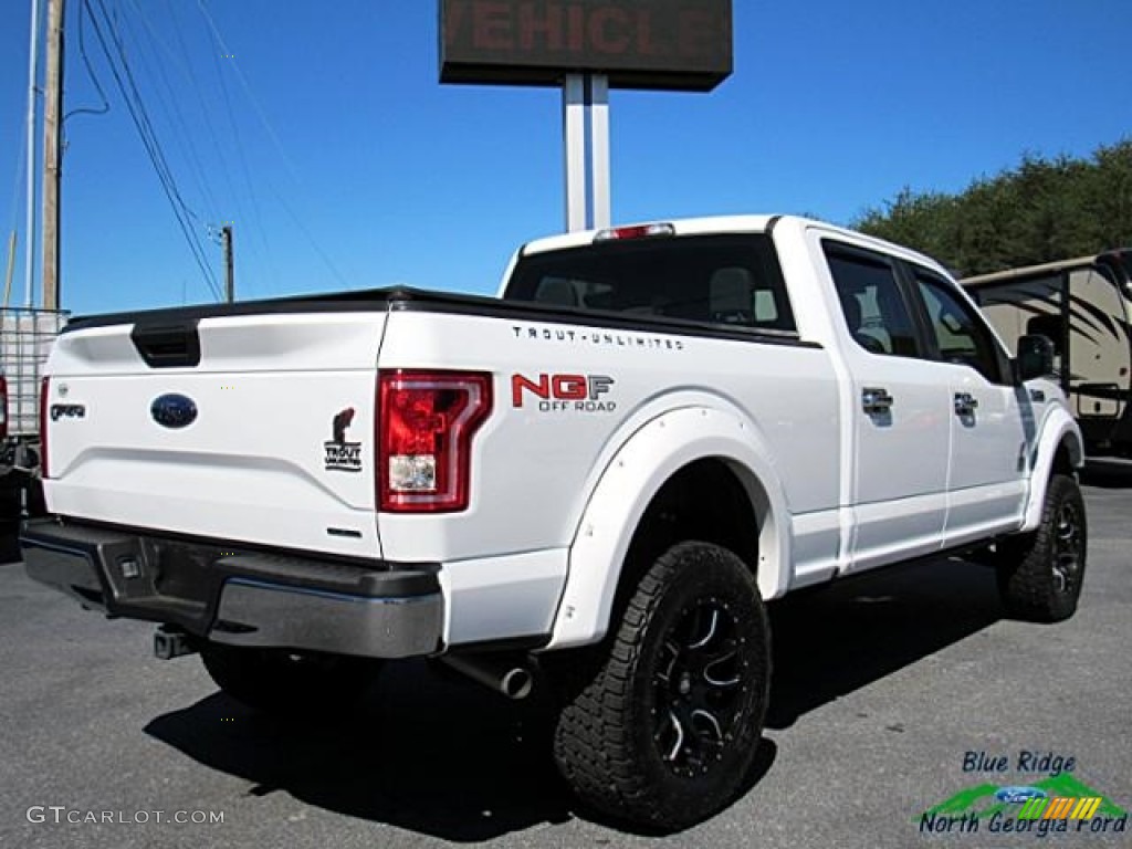 2016 F150 XL SuperCrew 4x4 - Oxford White / Medium Earth Gray photo #5