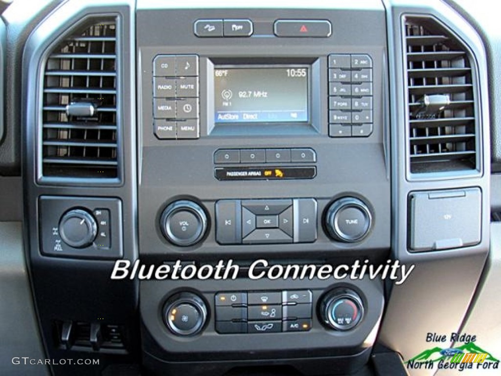 2016 F150 XL SuperCrew 4x4 - Oxford White / Medium Earth Gray photo #22