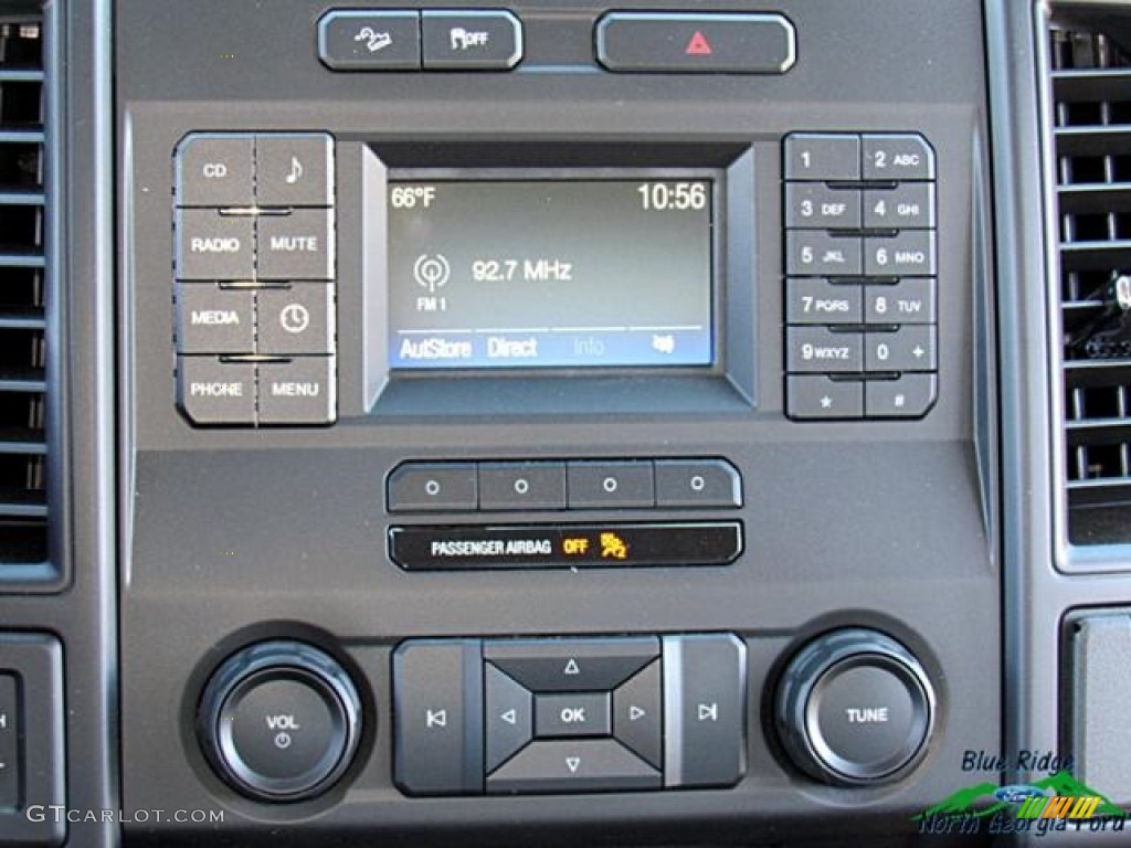 2016 F150 XL SuperCrew 4x4 - Oxford White / Medium Earth Gray photo #23