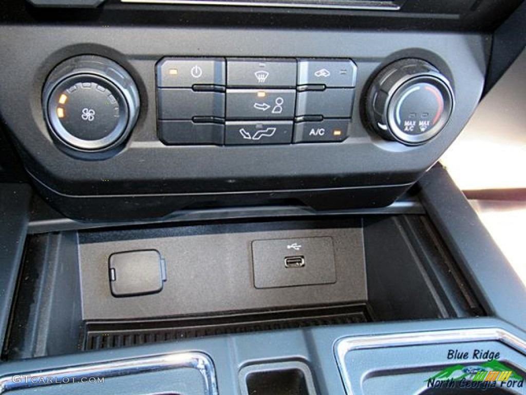 2016 F150 XL SuperCrew 4x4 - Oxford White / Medium Earth Gray photo #24