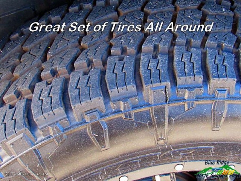 2016 F150 XL SuperCrew 4x4 - Oxford White / Medium Earth Gray photo #37