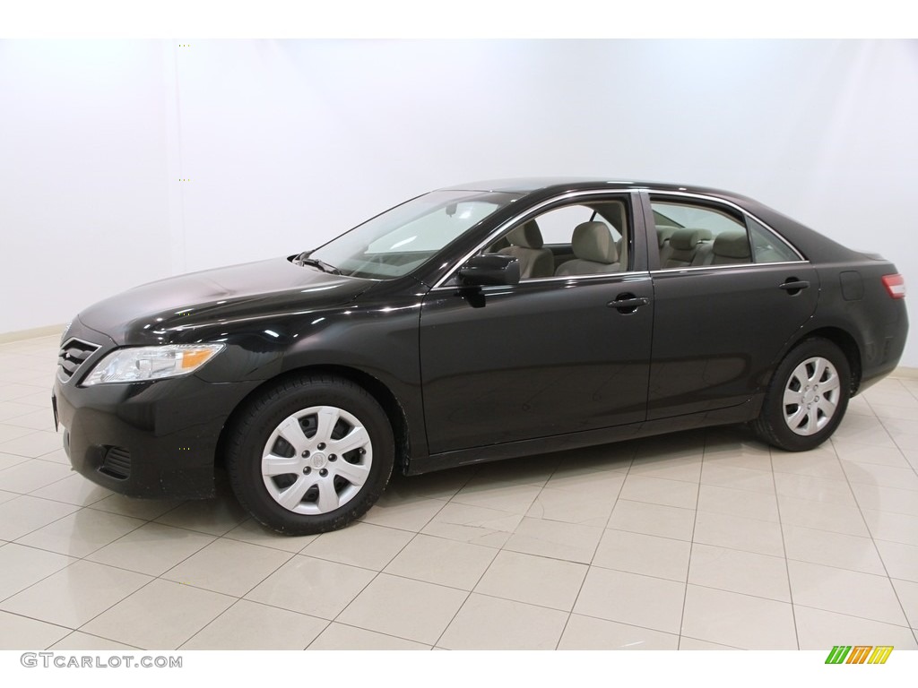 2011 Camry LE - Black / Bisque photo #3