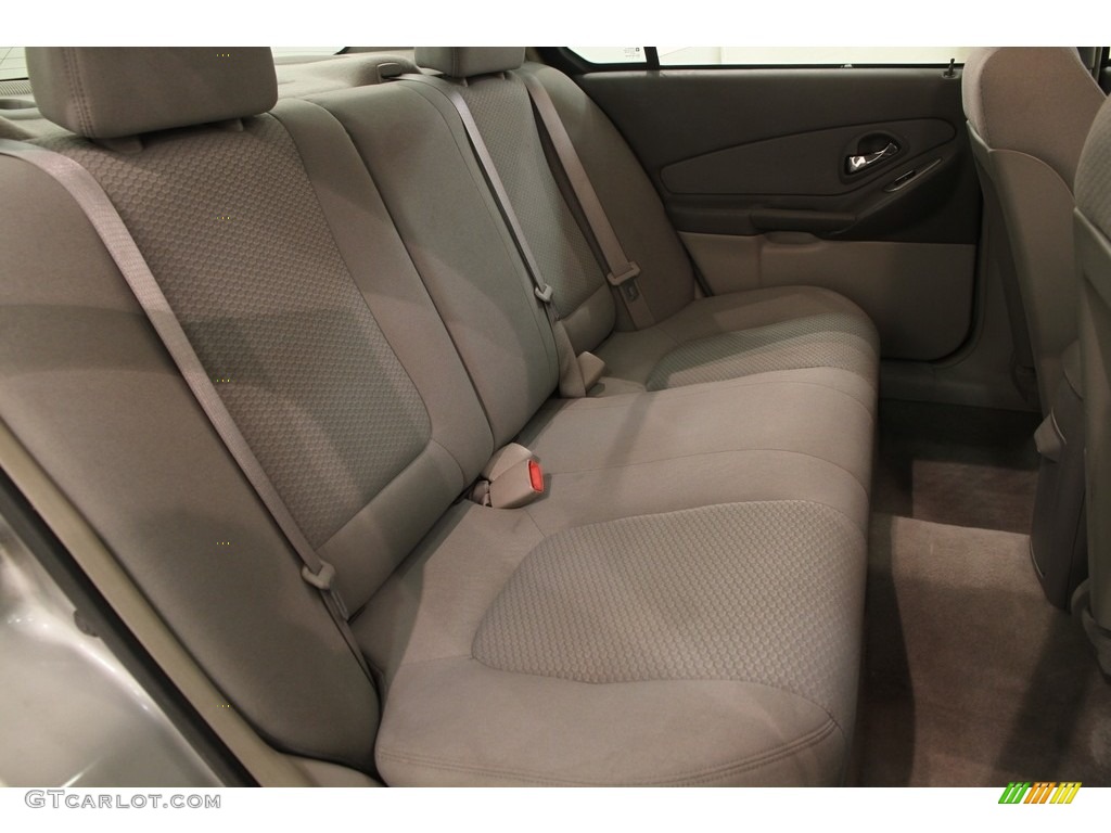 2006 Malibu LS Sedan - Silverstone Metallic / Titanium Gray photo #11