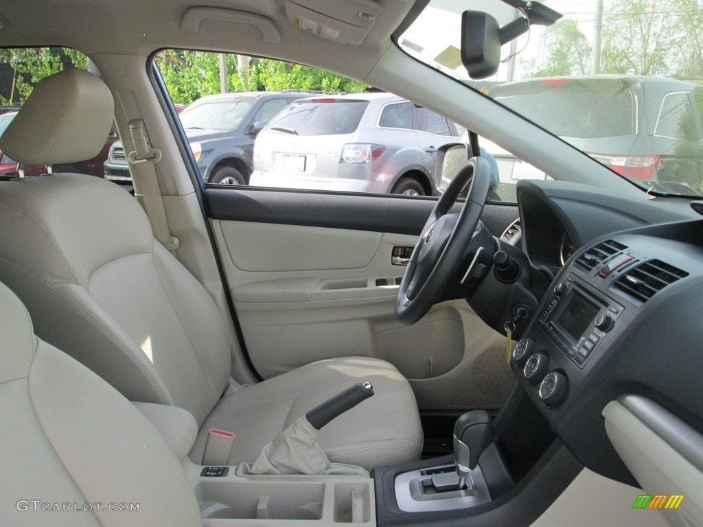 2014 XV Crosstrek 2.0i Limited - Quartz Blue Pearl / Ivory photo #16