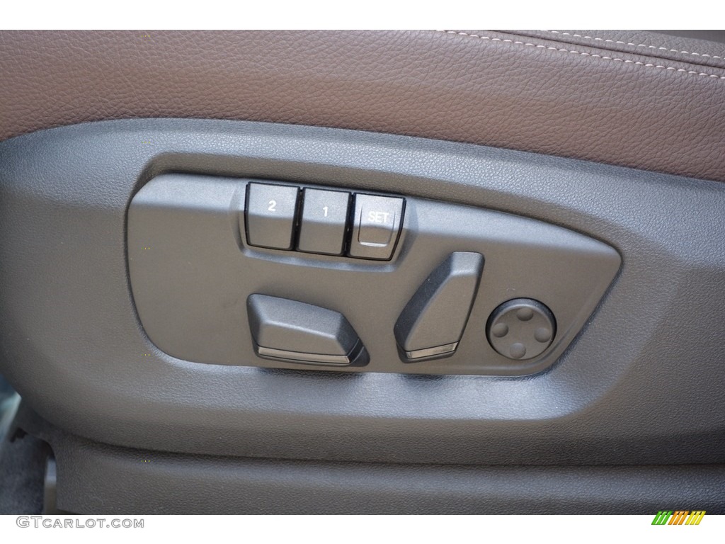 2017 BMW X5 xDrive35i Controls Photo #120274179