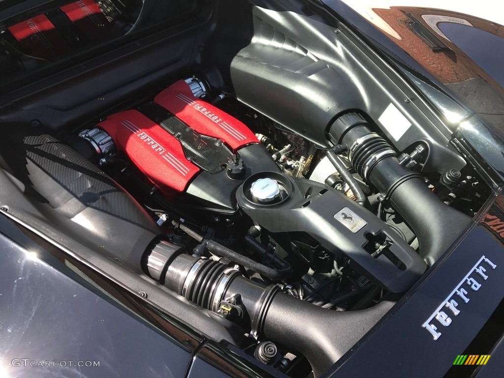 2016 Ferrari 488 GTB Standard 488 GTB Model Engine Photos