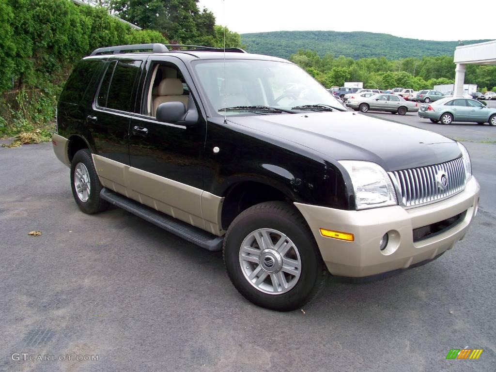 2005 Mountaineer V8 AWD - Black / Medium Dark Parchment photo #3