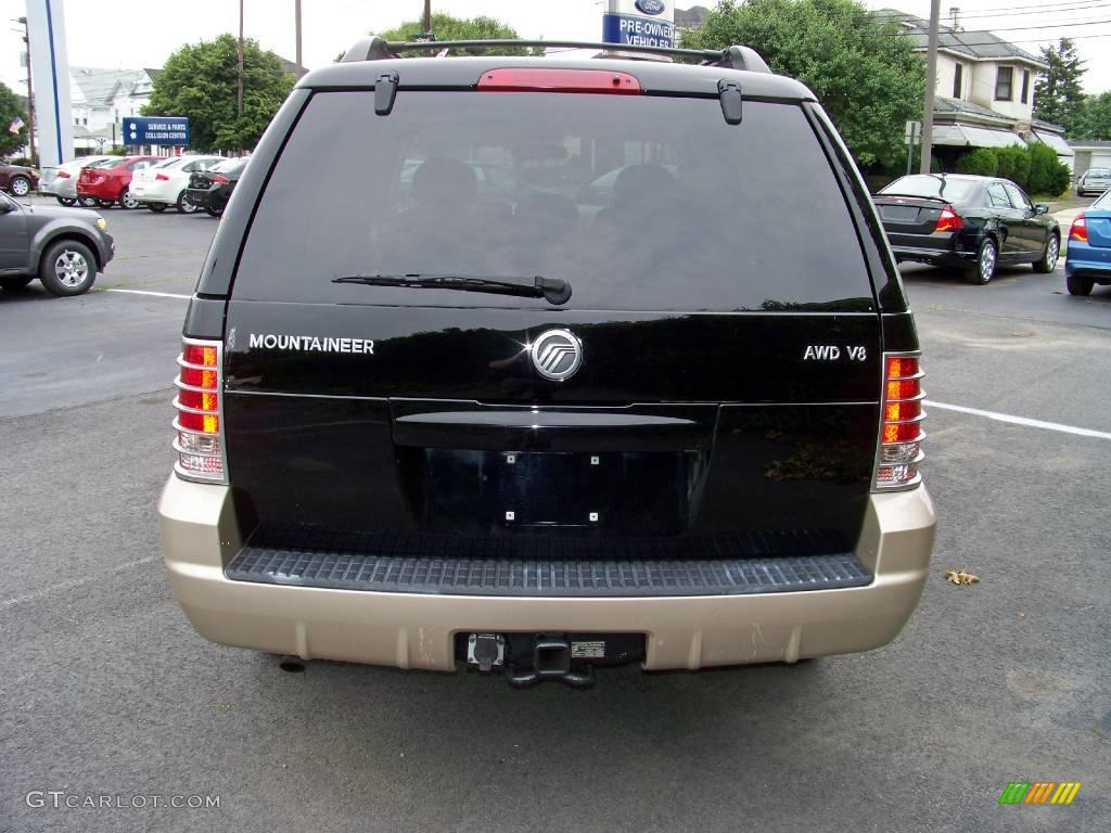 2005 Mountaineer V8 AWD - Black / Medium Dark Parchment photo #6