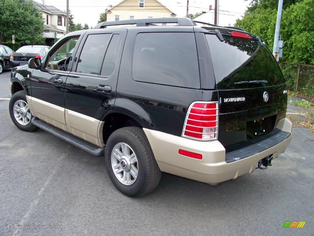 2005 Mountaineer V8 AWD - Black / Medium Dark Parchment photo #7