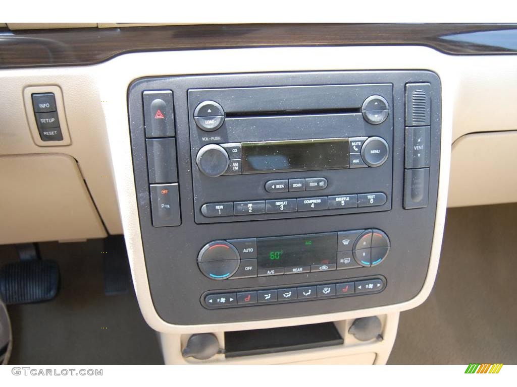 2004 Monterey Convenience - Norsea Blue Metallic / Pebble photo #23