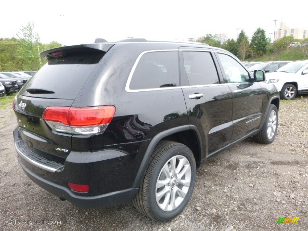 2017 Grand Cherokee Limited 4x4 - Diamond Black Crystal Pearl / Black photo #5