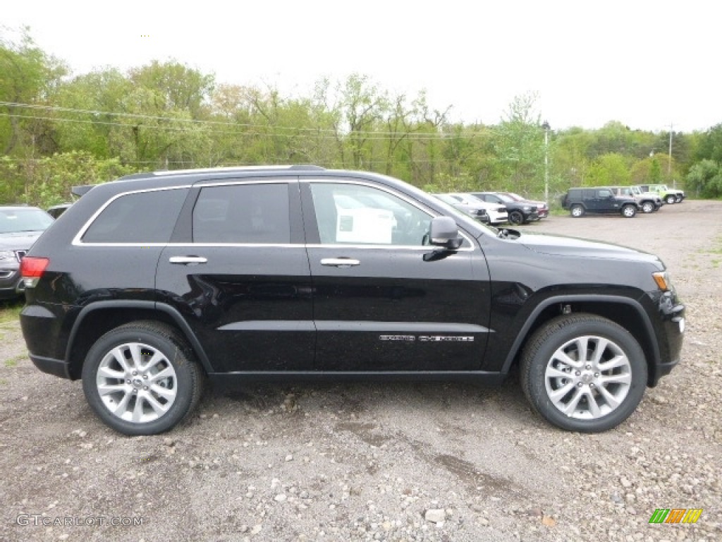 2017 Grand Cherokee Limited 4x4 - Diamond Black Crystal Pearl / Black photo #6