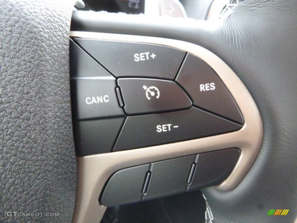 2017 Grand Cherokee Limited 4x4 - Diamond Black Crystal Pearl / Black photo #19