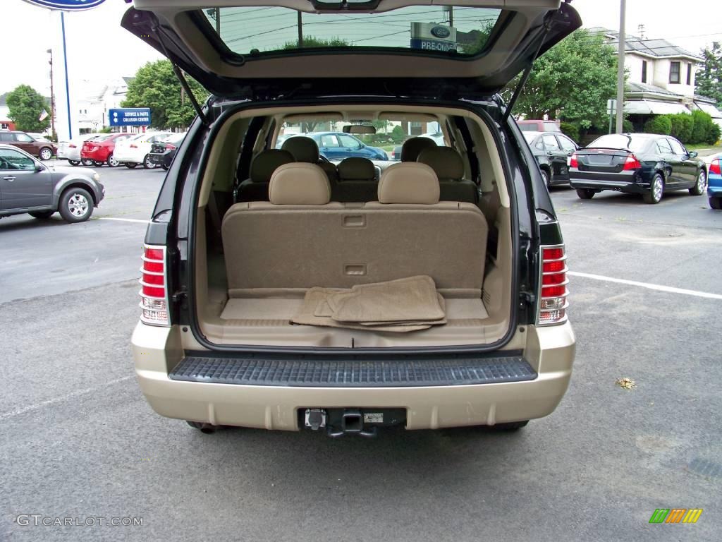 2005 Mountaineer V8 AWD - Black / Medium Dark Parchment photo #22