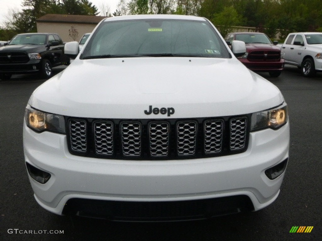2017 Grand Cherokee Laredo 4x4 - Bright White / Black photo #8