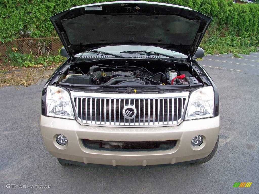 2005 Mountaineer V8 AWD - Black / Medium Dark Parchment photo #24