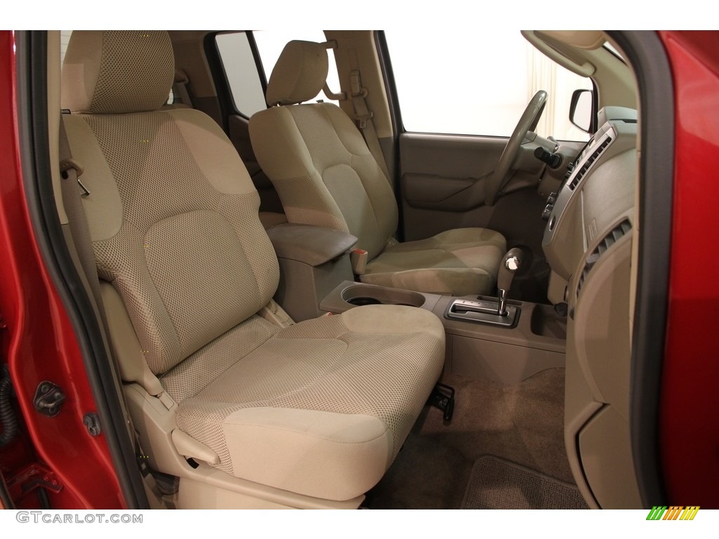 2011 Frontier SV Crew Cab 4x4 - Red Brick / Beige photo #12