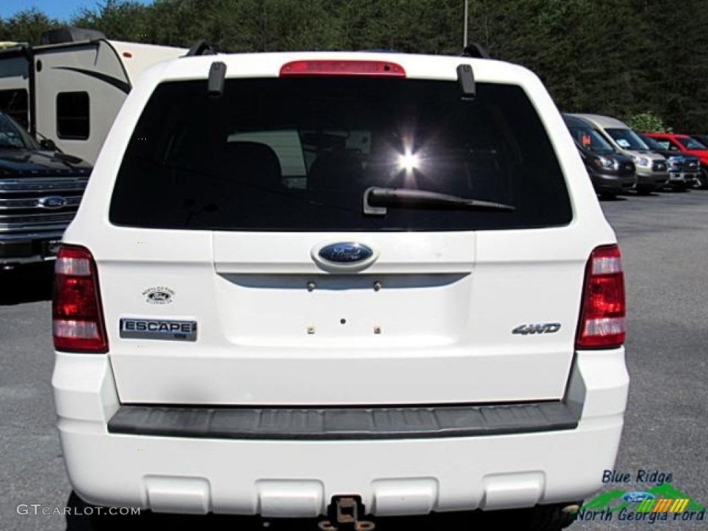 2009 Escape XLT V6 4WD - Oxford White / Camel photo #4