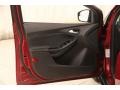 Ruby Red - Focus SE Hatchback Photo No. 4