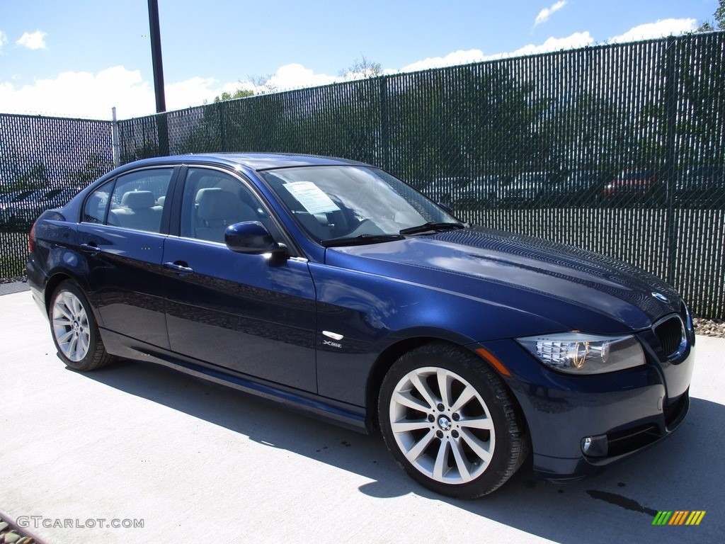 Deep Sea Blue Metallic BMW 3 Series