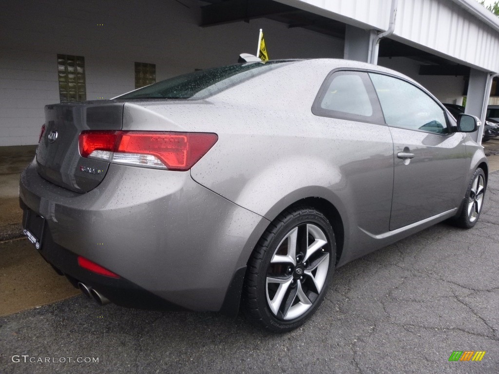 2010 Forte Koup SX - Bright Silver / Black Sport photo #2