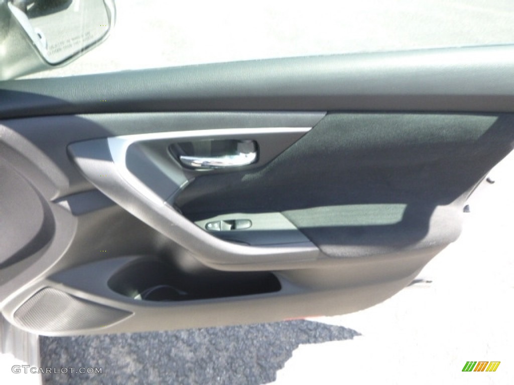 2015 Altima 2.5 SV - Brilliant Silver / Charcoal photo #5