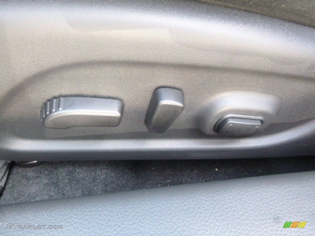 2015 Altima 2.5 SV - Brilliant Silver / Charcoal photo #16