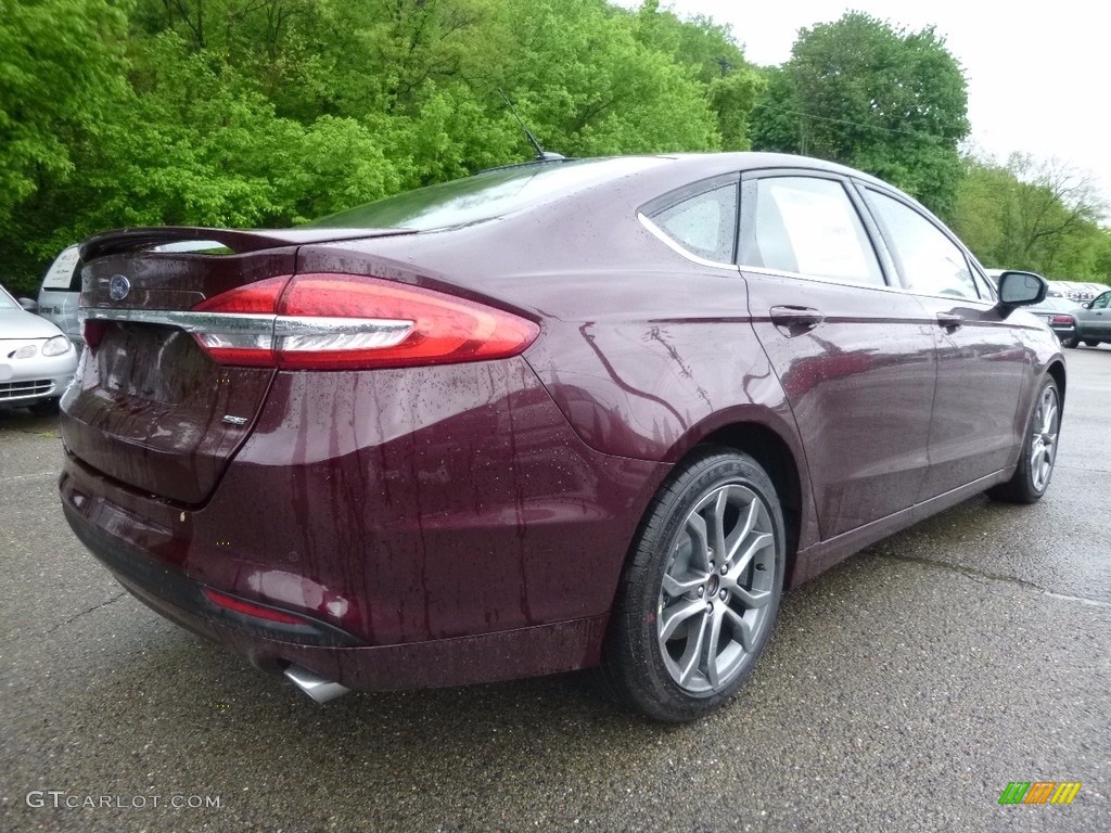 2017 Fusion SE - Burgundy Velvet / Ebony photo #2