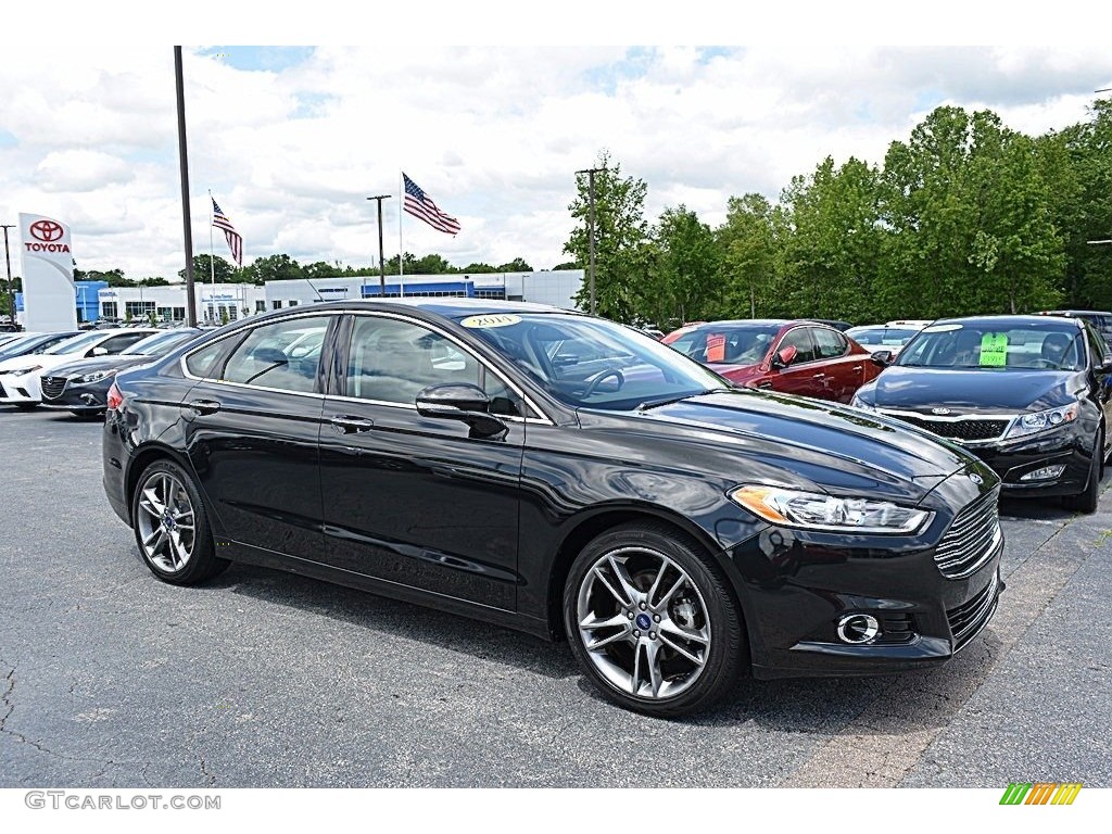 2014 Fusion Titanium - Tuxedo Black / Charcoal Black photo #1