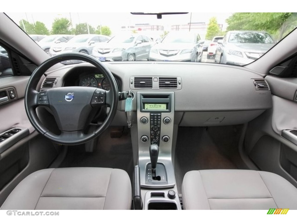 2009 S40 2.4i - Black / Quartz photo #9