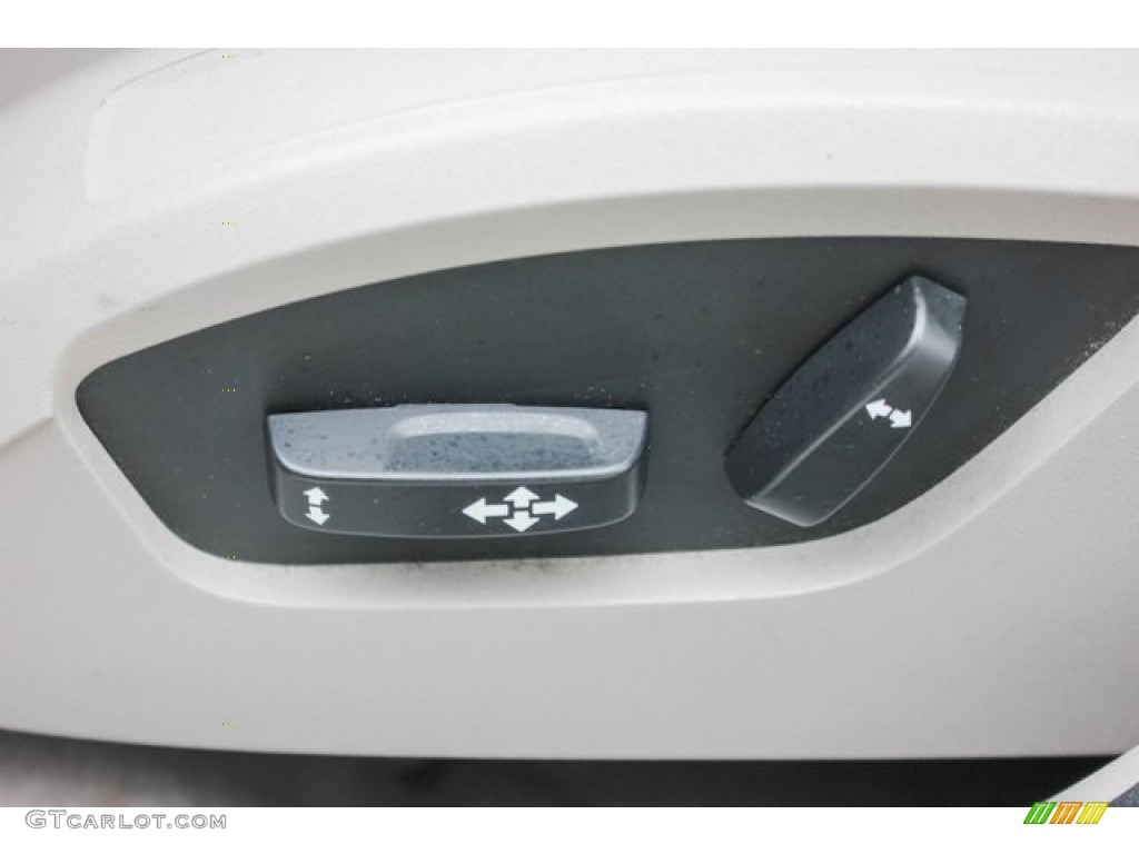 2009 S40 2.4i - Black / Quartz photo #16