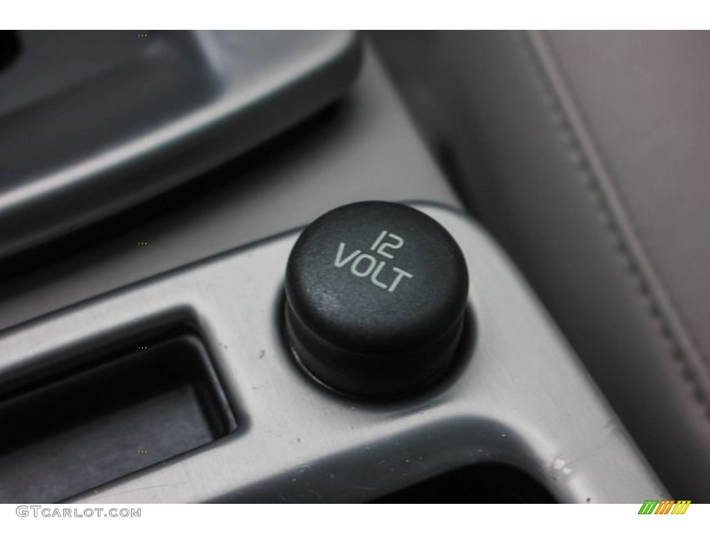 2009 S40 2.4i - Black / Quartz photo #35