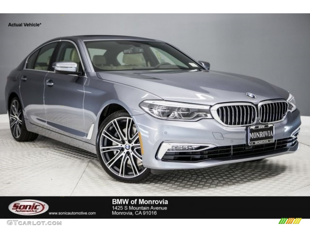 2017 5 Series 540i Sedan - Bluestone Metallic / Canberra Beige photo #1