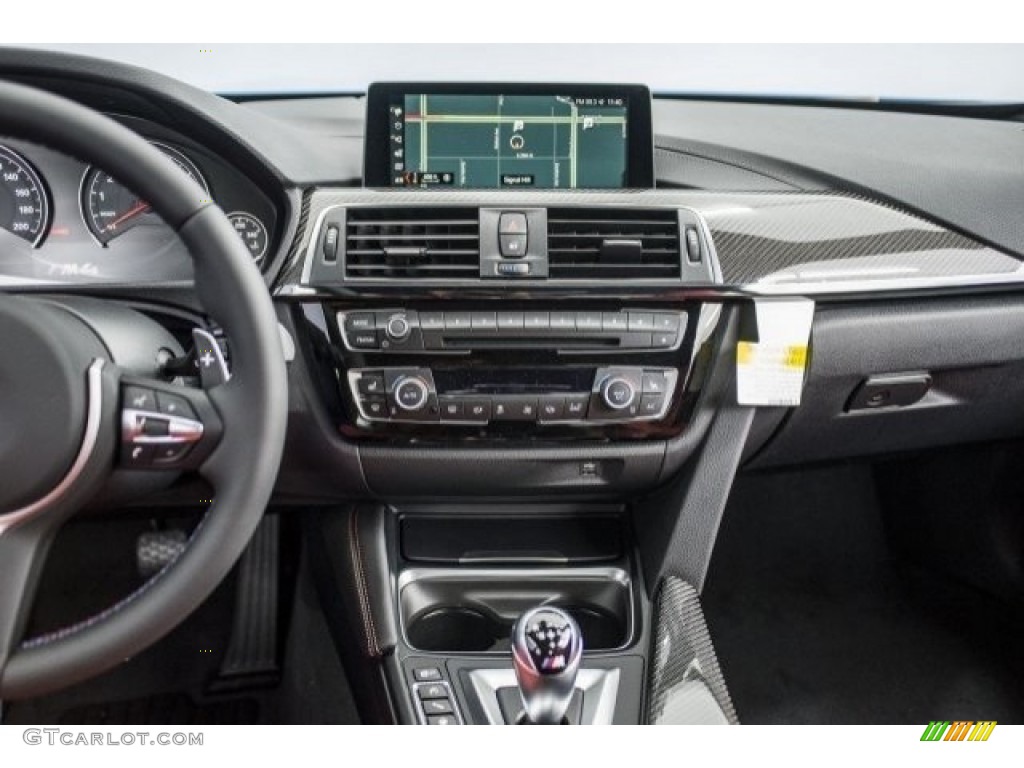 2018 BMW M4 Coupe Controls Photo #120317177