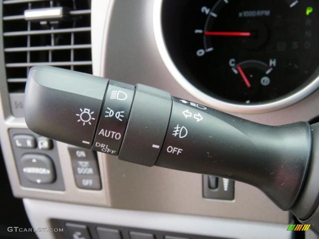 2017 Toyota Sequoia Limited Controls Photo #120323513