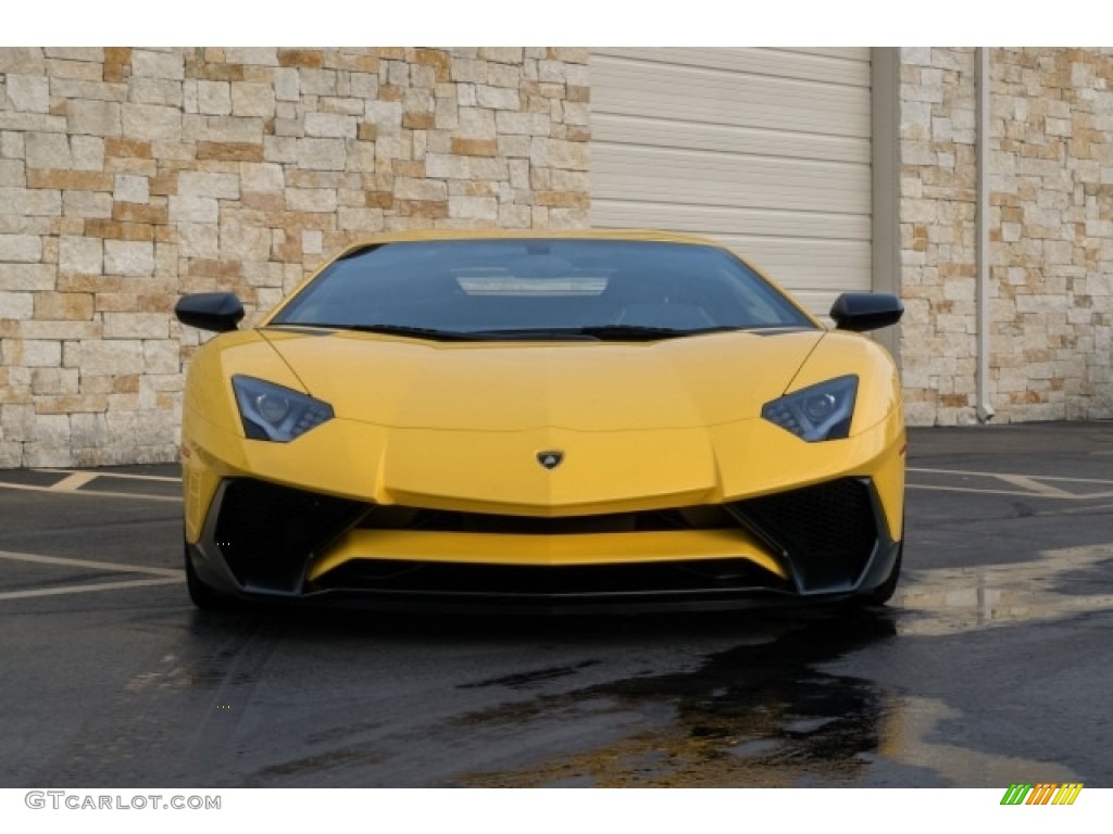 New Giallo Orion 2017 Lamborghini Aventador LP750-4 Superveloce Coupe Exterior Photo #120325330