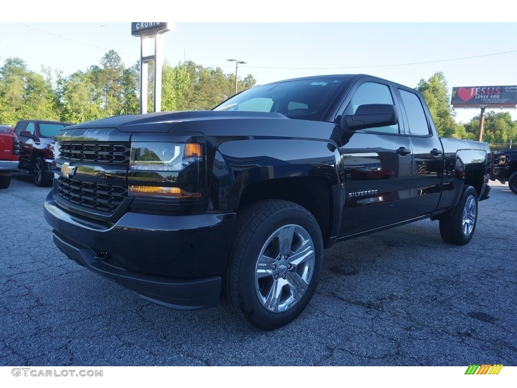 2017 Silverado 1500 Custom Double Cab 4x4 - Black / Dark Ash/Jet Black photo #3