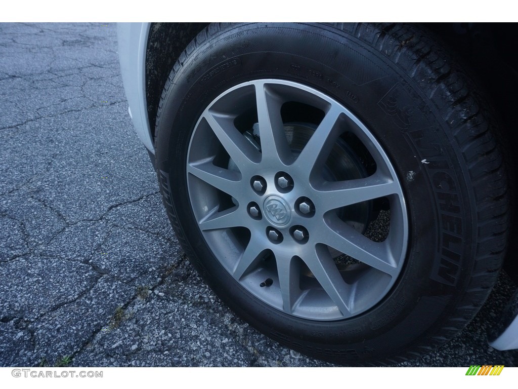 2017 Buick Enclave Convenience Wheel Photos