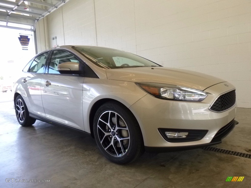 2017 Focus SEL Sedan - White Gold / Charcoal Black photo #1