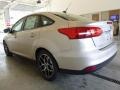 White Gold - Focus SEL Sedan Photo No. 5