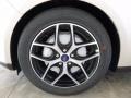 White Gold - Focus SEL Sedan Photo No. 7