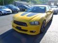 Stinger Yellow - Charger SRT8 Super Bee Photo No. 3