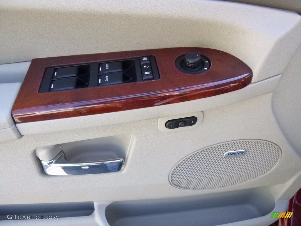 2008 Grand Cherokee Overland 4x4 - Red Rock Crystal Pearl / Dark Khaki/Light Graystone photo #11