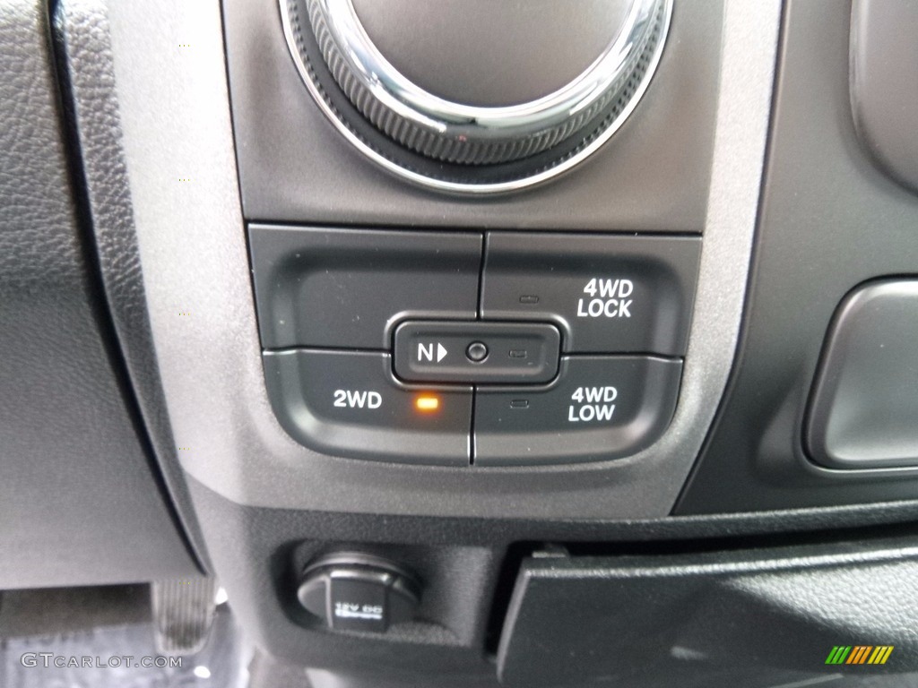 2017 1500 Express Quad Cab 4x4 - True Blue Pearl / Black/Diesel Gray photo #19