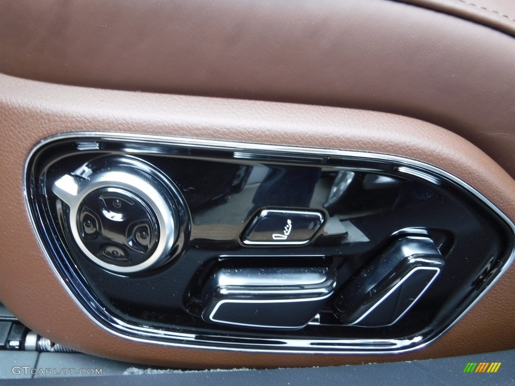 2017 Audi A8 L 4.0T quattro Controls Photo #120343979